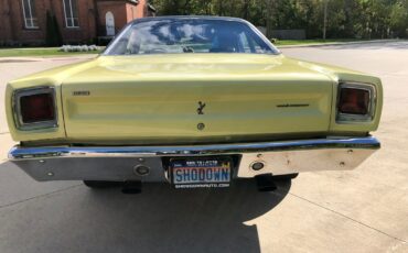 Plymouth-Road-Runner-1969-Coupe-13