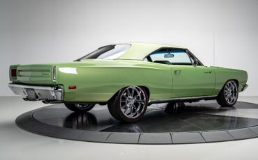 Plymouth-Road-Runner-1969-Coupe-16