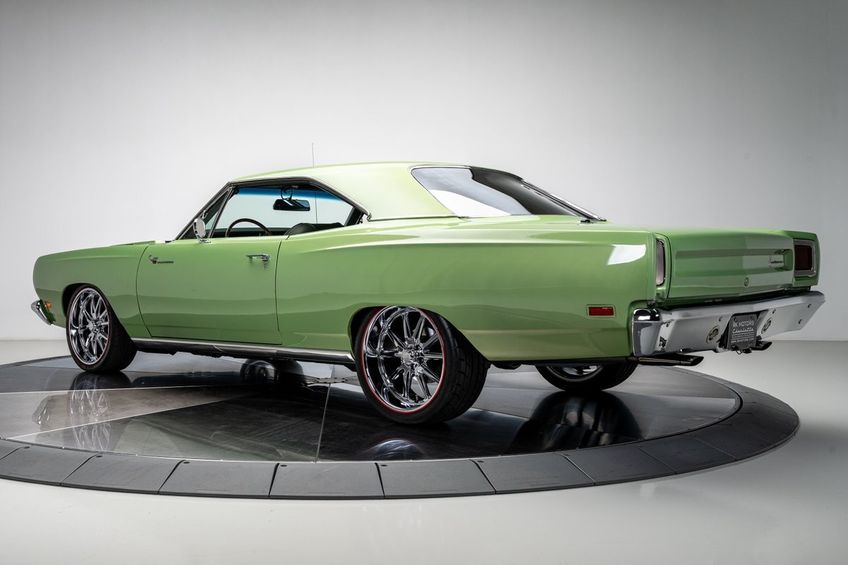 Plymouth-Road-Runner-1969-Coupe-19