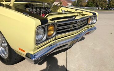 Plymouth-Road-Runner-1969-Coupe-21