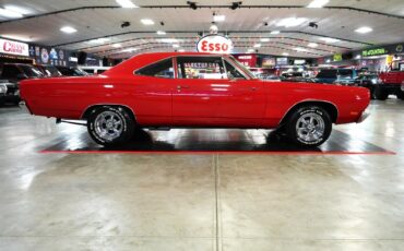 Plymouth-Road-Runner-1969-Coupe-23