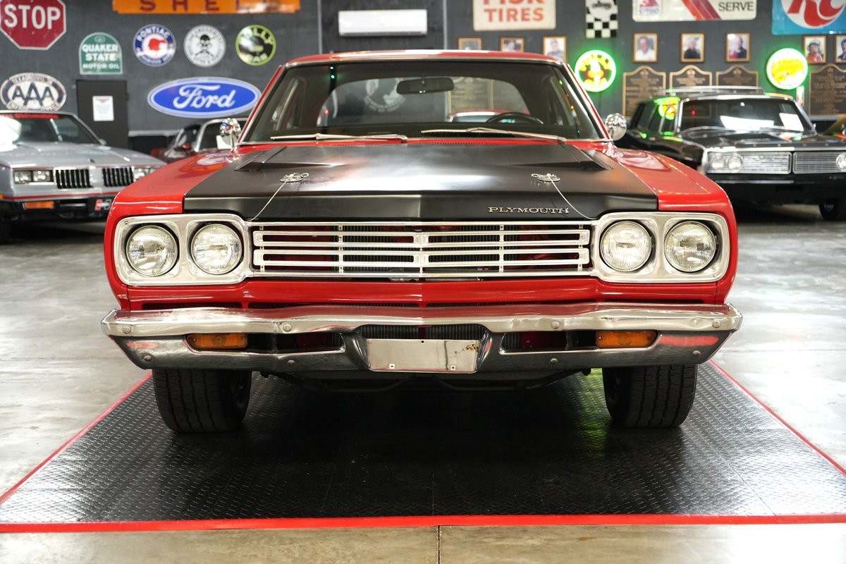 Plymouth-Road-Runner-1969-Coupe-25