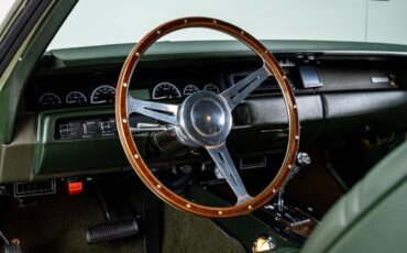 Plymouth-Road-Runner-1969-Coupe-3