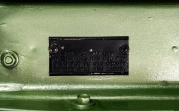 Plymouth-Road-Runner-1969-Coupe-31