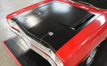 Plymouth-Road-Runner-1969-Coupe-31