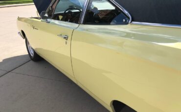 Plymouth-Road-Runner-1969-Coupe-32