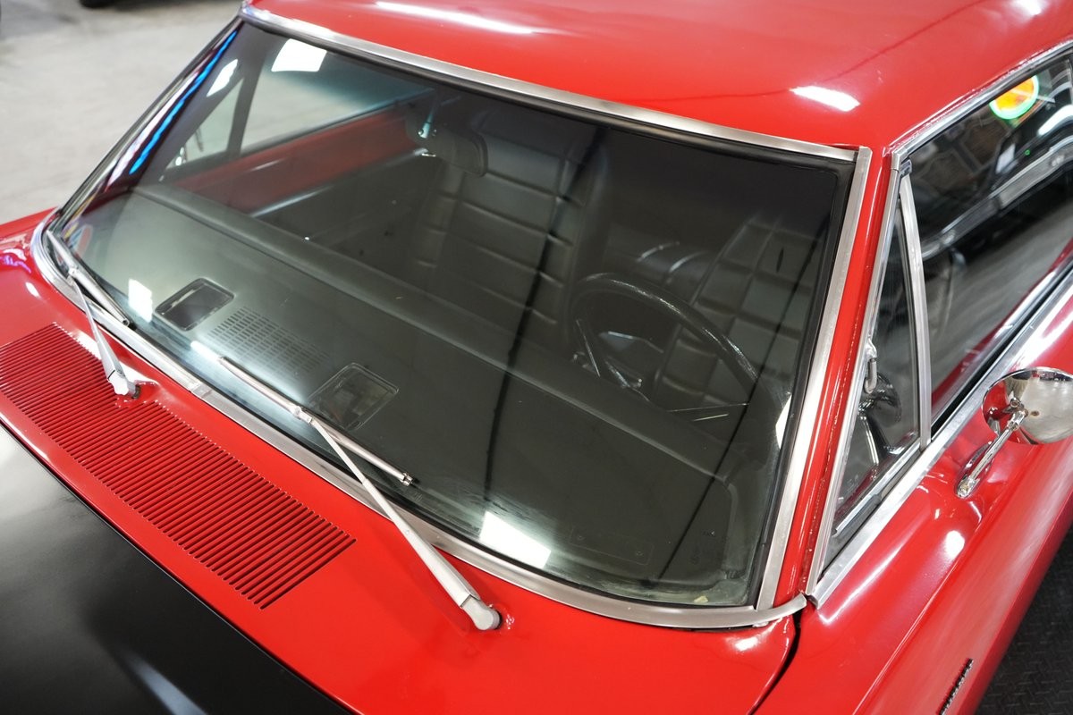 Plymouth-Road-Runner-1969-Coupe-32