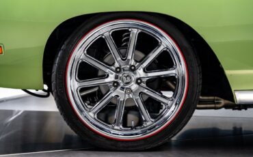 Plymouth-Road-Runner-1969-Coupe-37