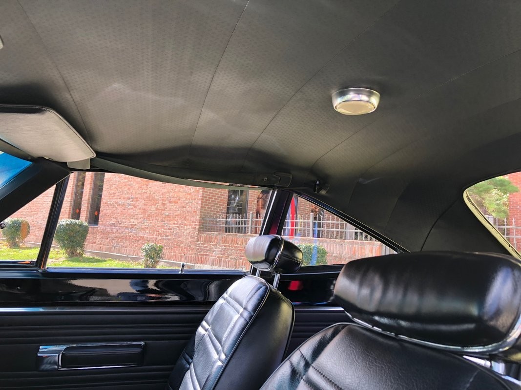 Plymouth-Road-Runner-1969-Coupe-37