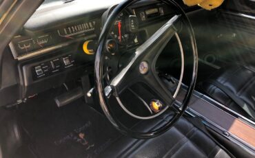 Plymouth-Road-Runner-1969-Coupe-38