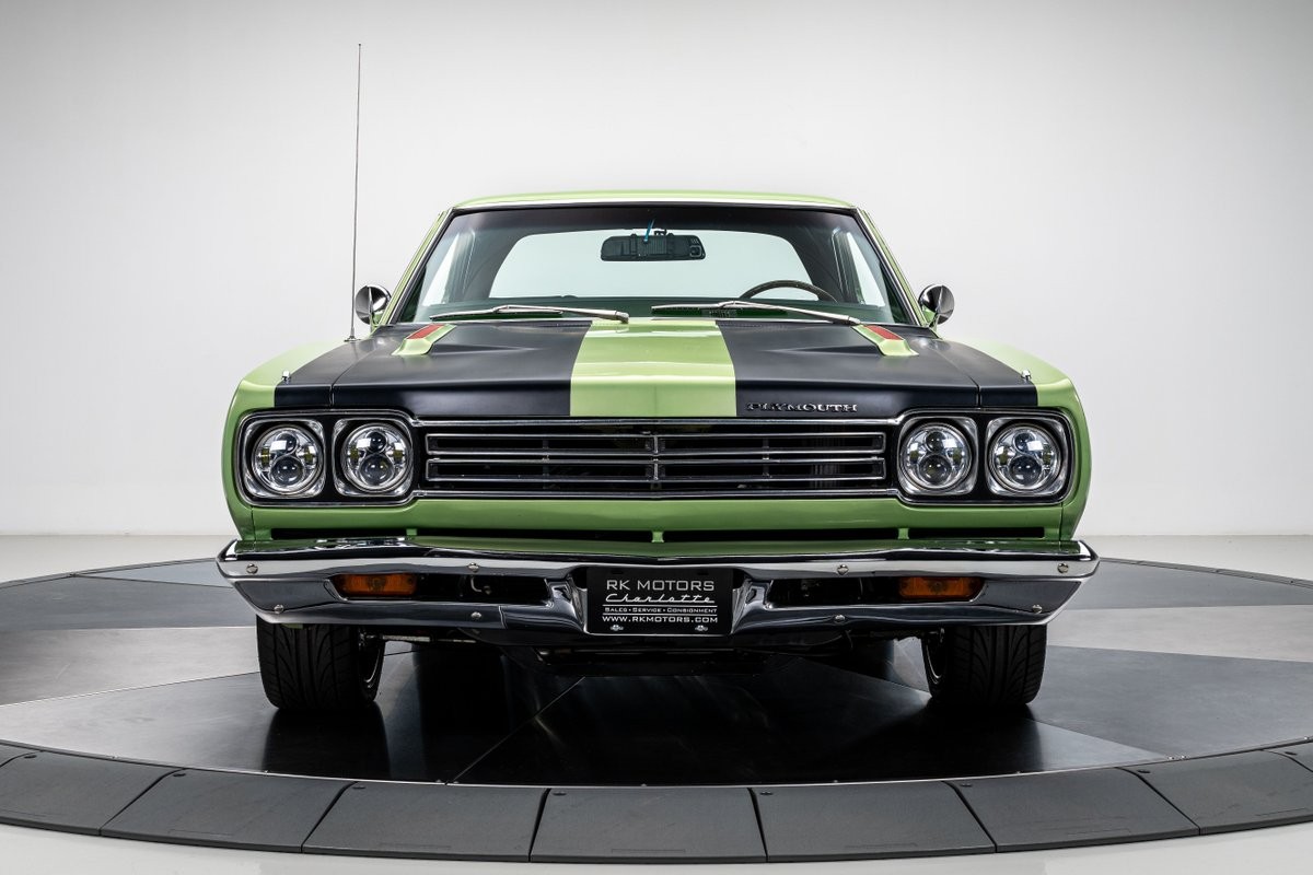 Plymouth-Road-Runner-1969-Coupe-6