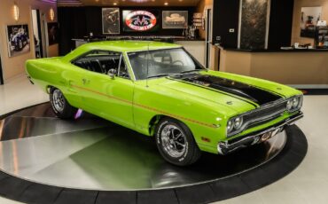 Plymouth-Road-Runner-1970-Coupe-10