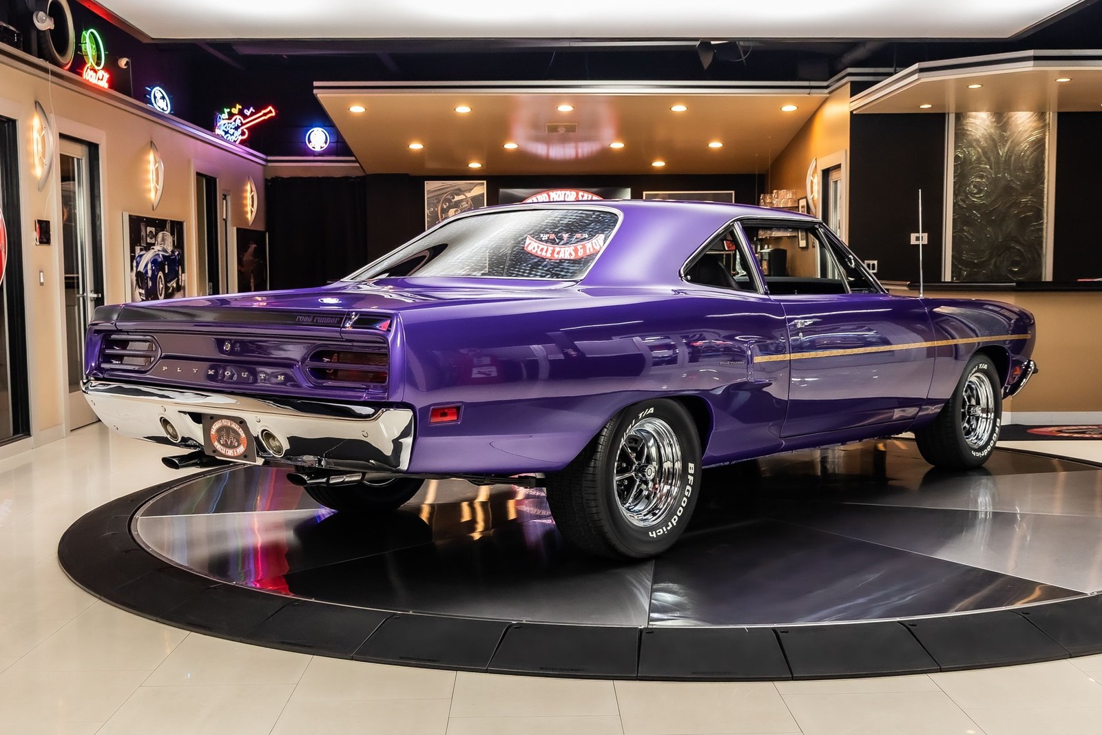 Plymouth-Road-Runner-1970-Coupe-12