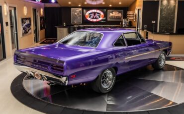 Plymouth-Road-Runner-1970-Coupe-13