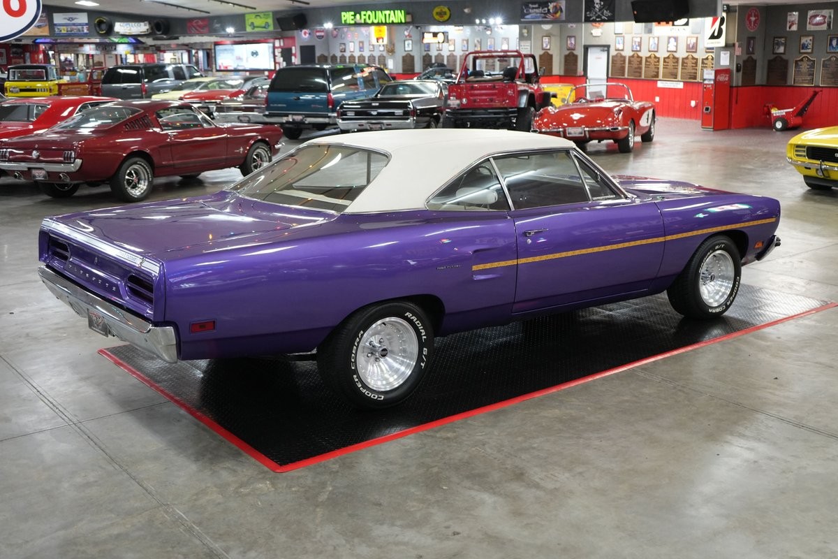 Plymouth-Road-Runner-1970-Coupe-14
