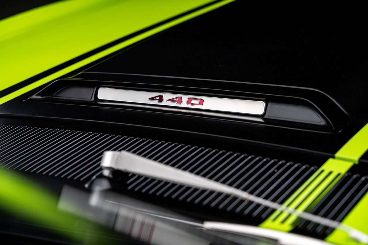 Plymouth-Road-Runner-1970-Coupe-14