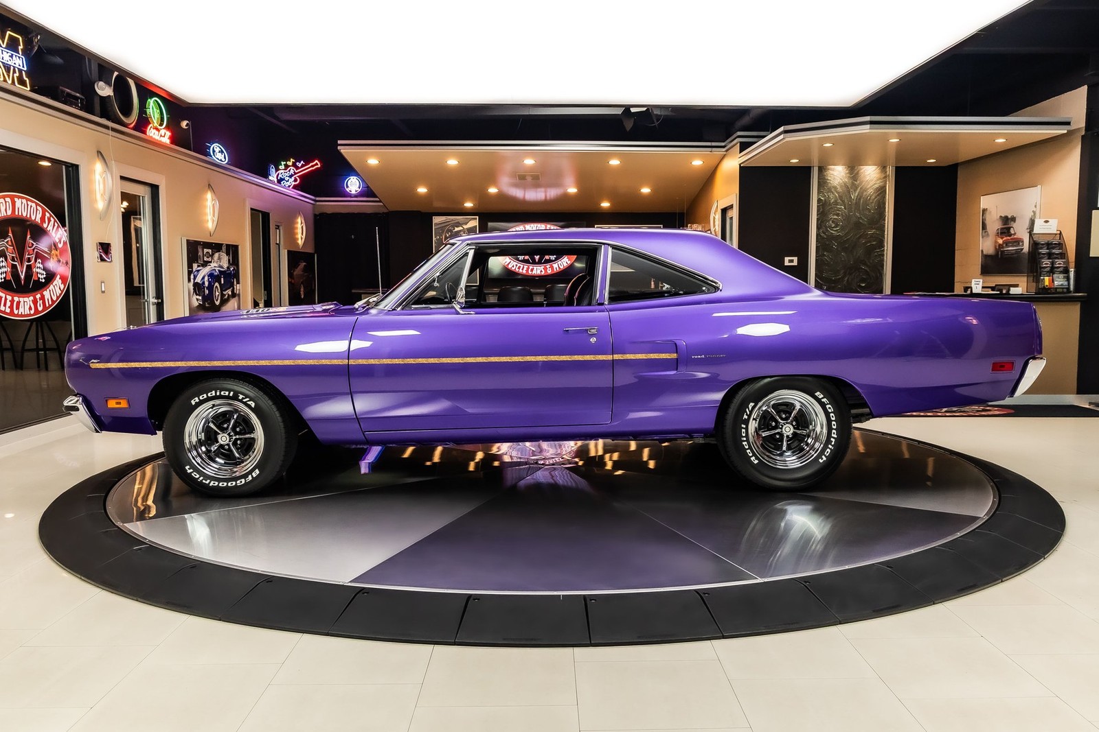 Plymouth-Road-Runner-1970-Coupe-18