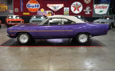 Plymouth-Road-Runner-1970-Coupe-2