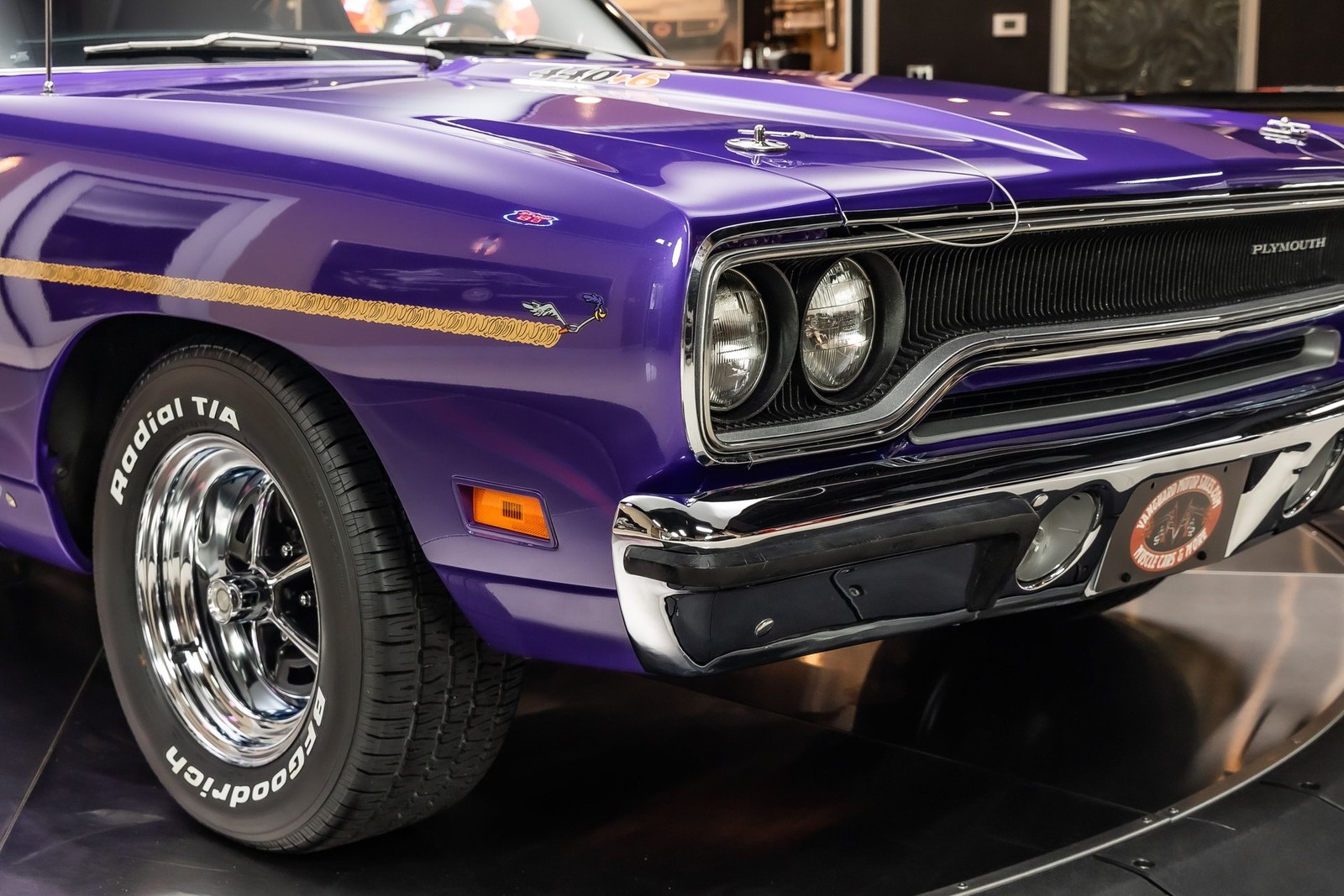 Plymouth-Road-Runner-1970-Coupe-21