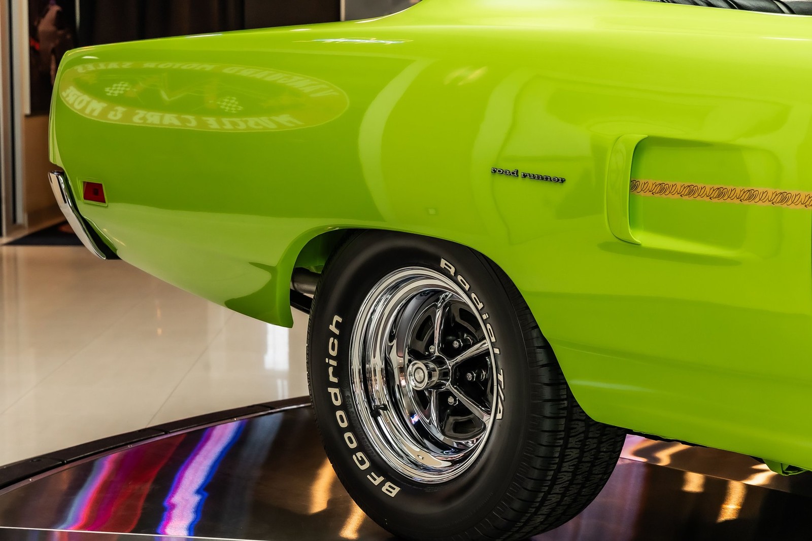 Plymouth-Road-Runner-1970-Coupe-23