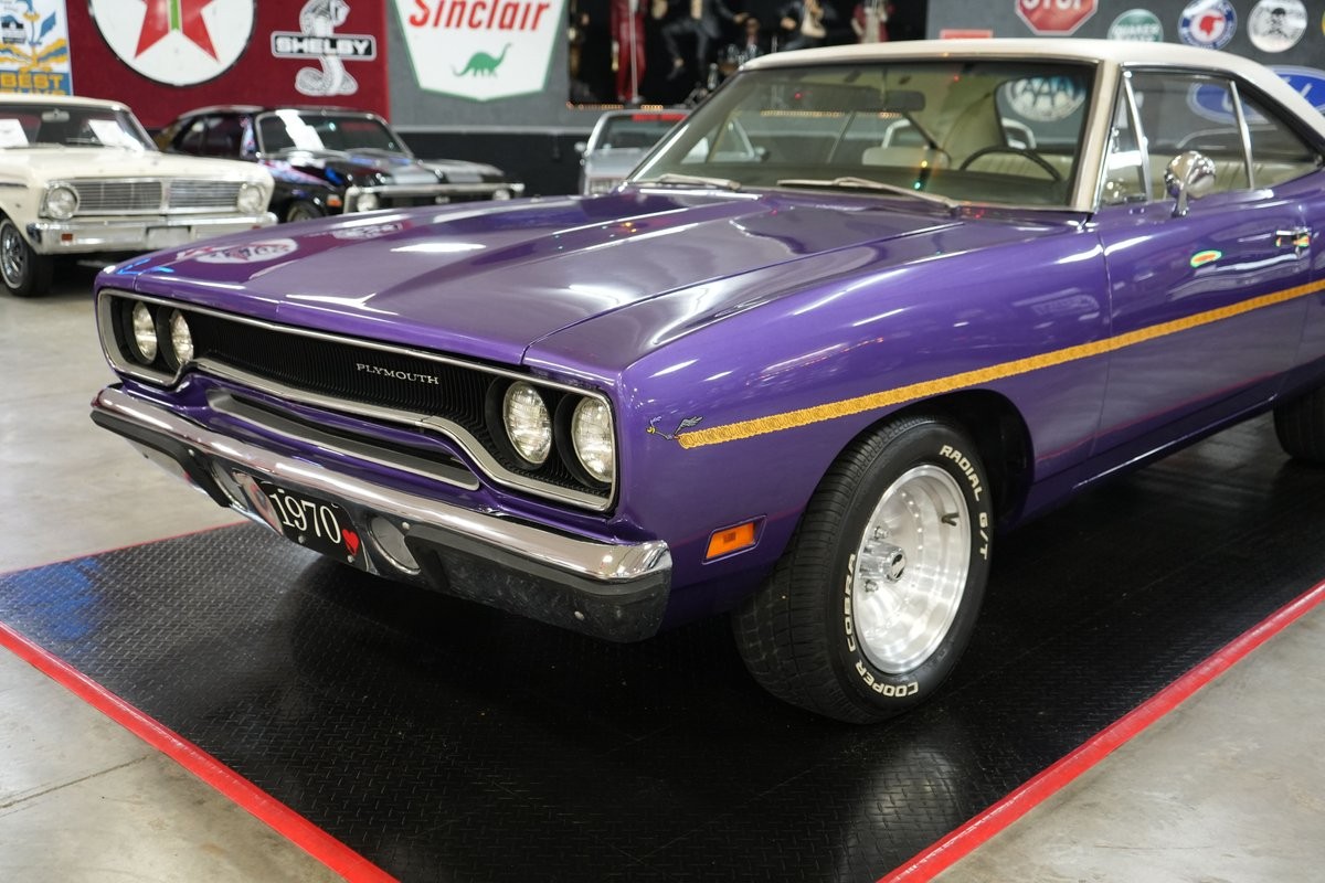 Plymouth-Road-Runner-1970-Coupe-26