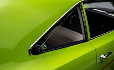 Plymouth-Road-Runner-1970-Coupe-26