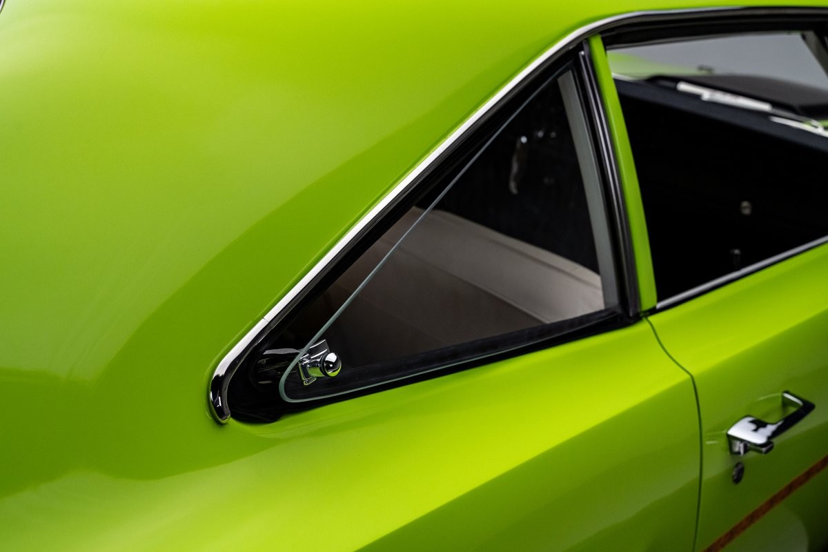 Plymouth-Road-Runner-1970-Coupe-26