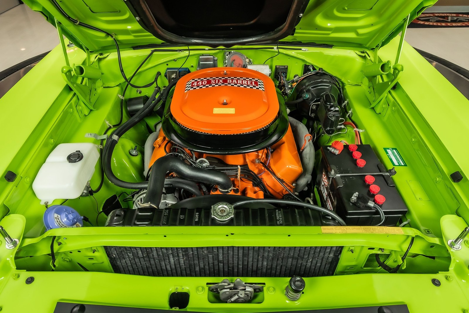 Plymouth-Road-Runner-1970-Coupe-3