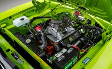 Plymouth-Road-Runner-1970-Coupe-30