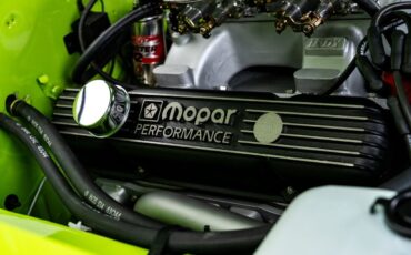 Plymouth-Road-Runner-1970-Coupe-33