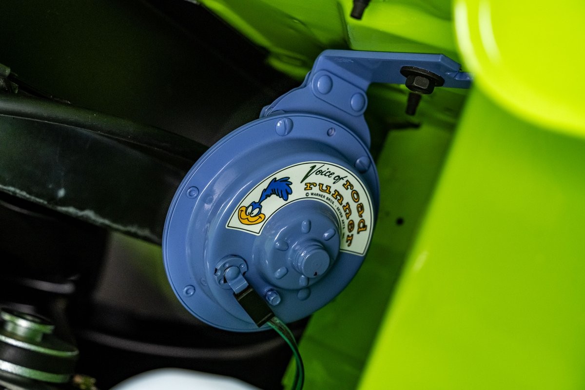 Plymouth-Road-Runner-1970-Coupe-34