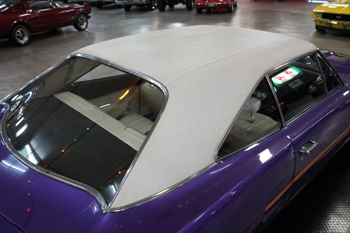 Plymouth-Road-Runner-1970-Coupe-39