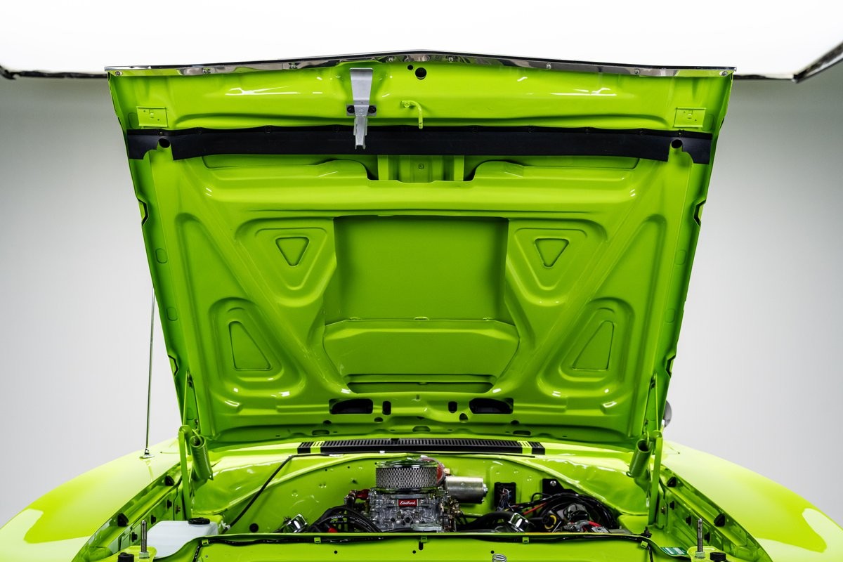 Plymouth-Road-Runner-1970-Coupe-39