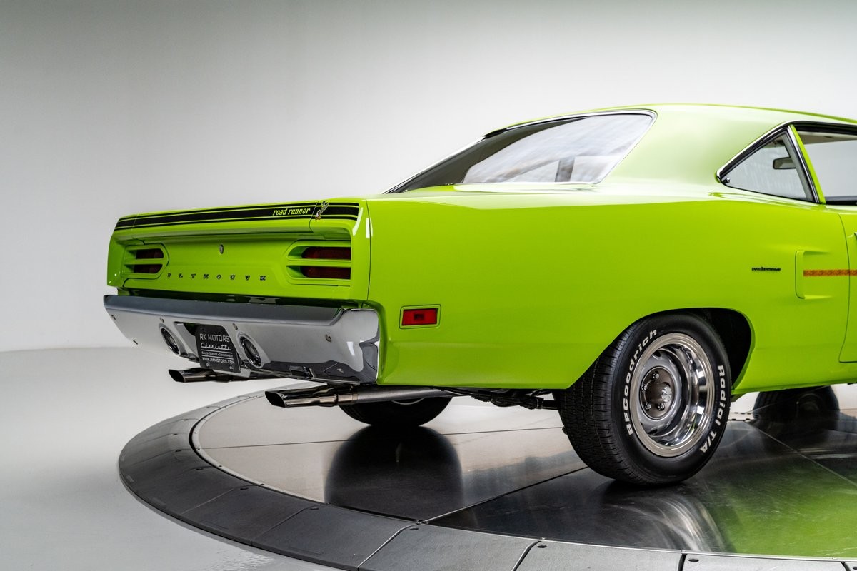 Plymouth-Road-Runner-1970-Coupe-4