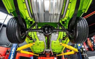 Plymouth-Road-Runner-1970-Coupe-4