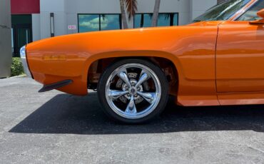 Plymouth-Road-Runner-1971-14