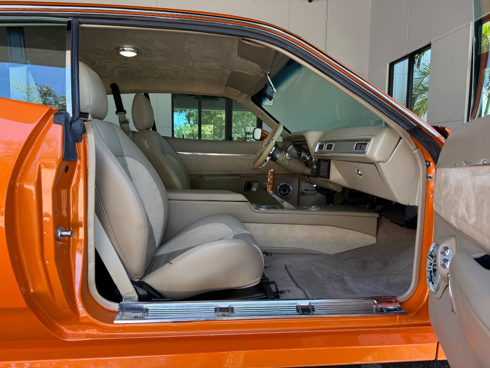 Plymouth-Road-Runner-1971-19