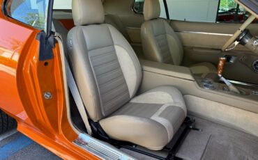 Plymouth-Road-Runner-1971-20