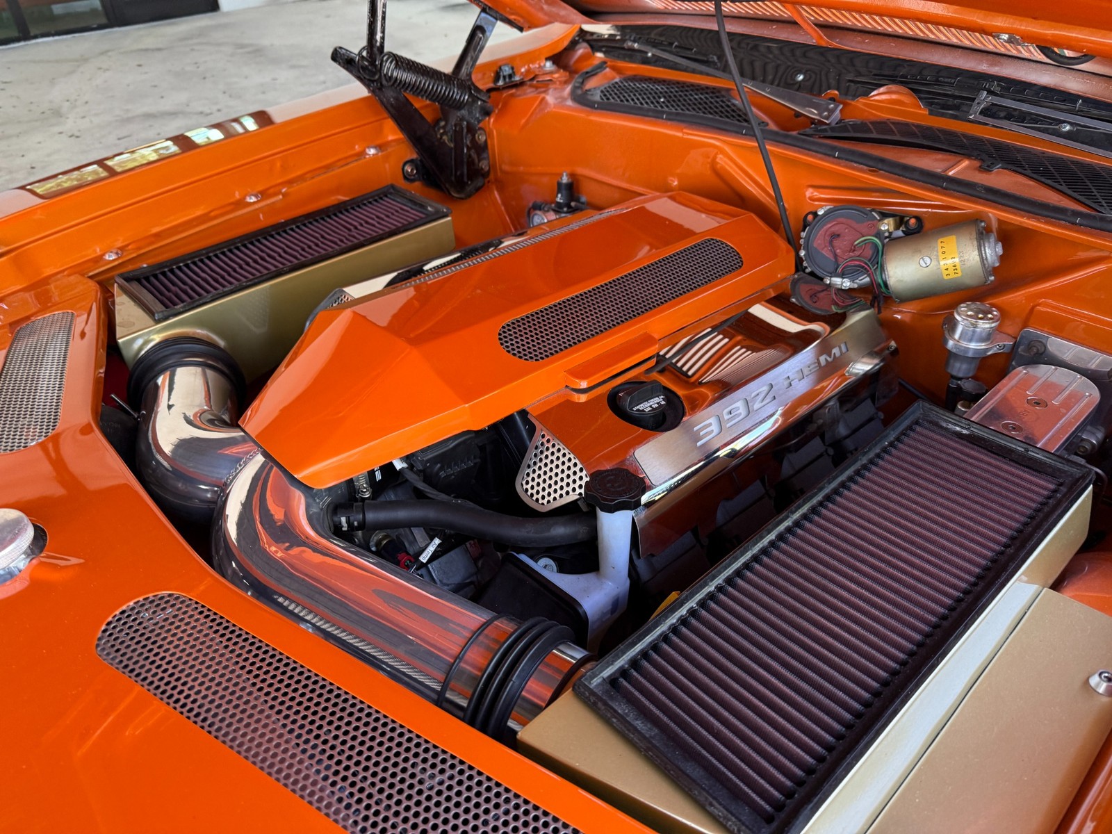 Plymouth-Road-Runner-1971-32