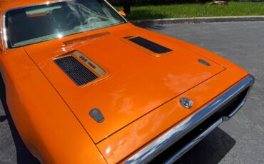 Plymouth-Road-Runner-1971-6