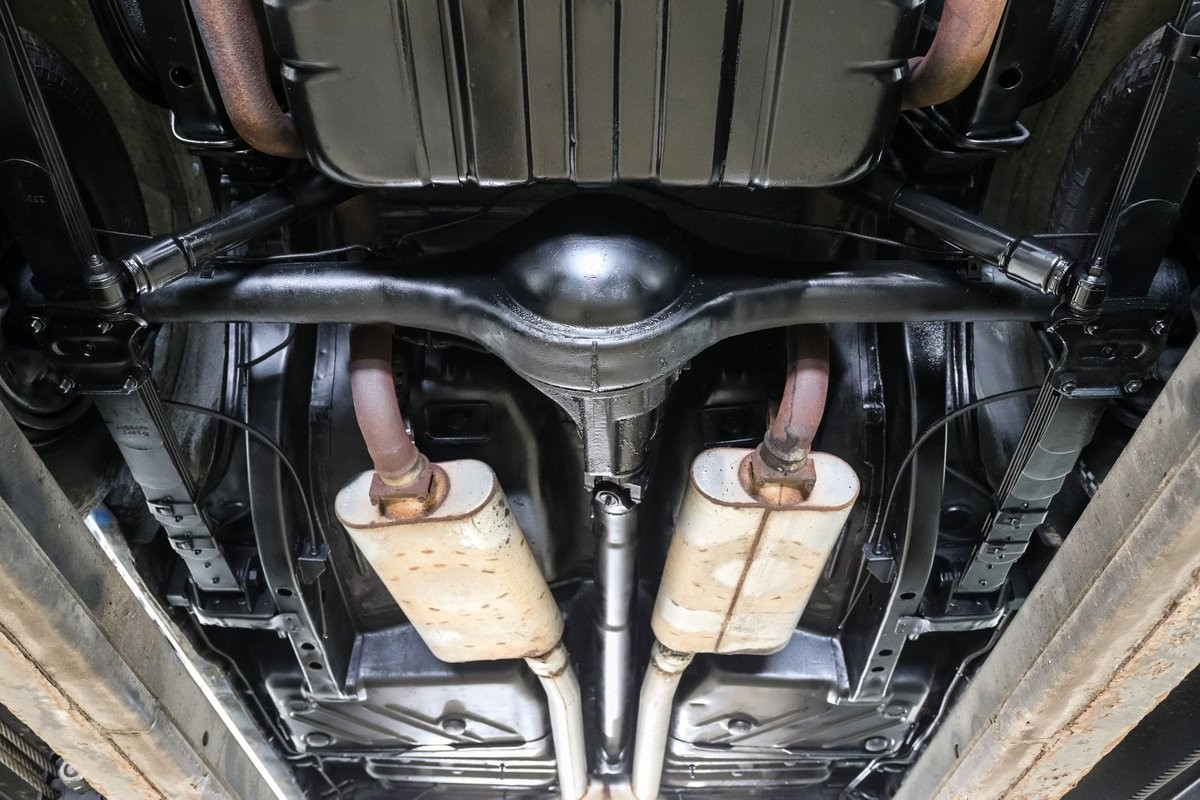 Plymouth-Road-Runner-1971-Coupe-26