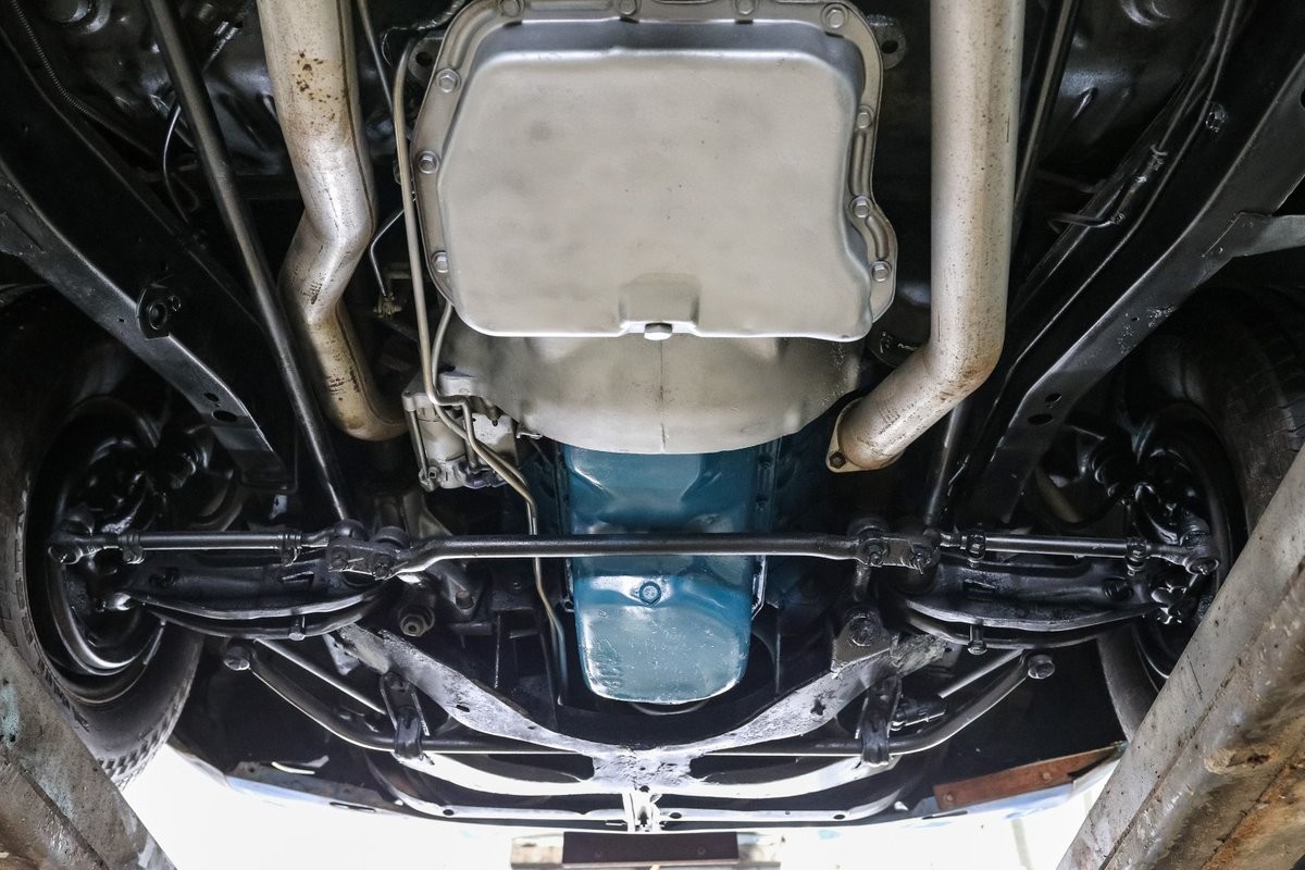 Plymouth-Road-Runner-1971-Coupe-29