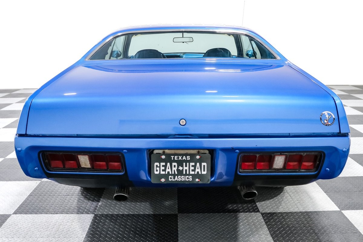 Plymouth-Road-Runner-1971-Coupe-6