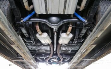 Plymouth-Road-runner-1968-Green-White-26