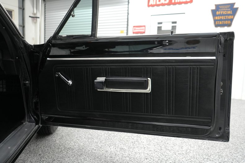 Plymouth-Road-runner-1969-Black-Velvet-Black-29