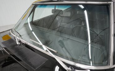 Plymouth-Road-runner-1969-Black-Velvet-Black-36