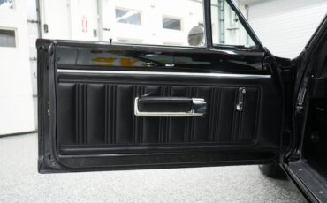 Plymouth-Road-runner-1969-Black-Velvet-Black-39