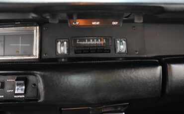 Plymouth-Road-runner-1969-Black-Velvet-Black-47