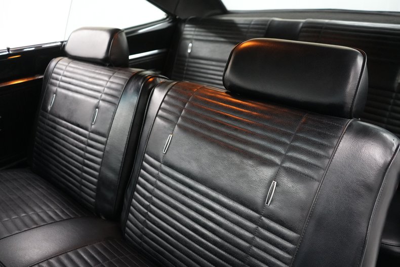 Plymouth-Road-runner-1969-Black-Velvet-Black-49