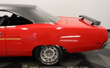 Plymouth-Road-runner-1970-Rally-Red-Black-49